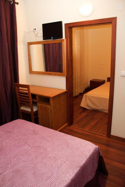 Residencial Parque Bed & Breakfast Celorico Da Beira Phòng bức ảnh